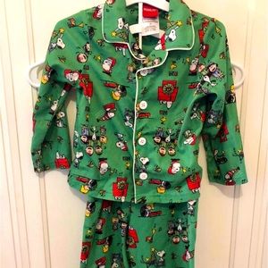 Peanuts/Charlie Brown Christmas Flannel Pajamas